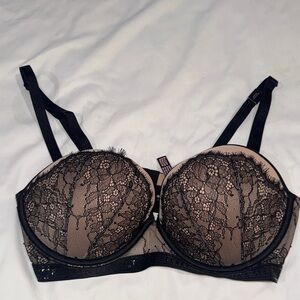Victoria Secret Elegant Black Lace Convertible Bra Size 36C BNWOT